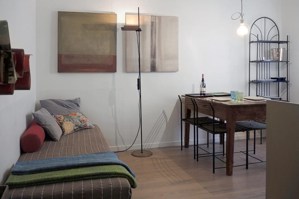 Dante 12 Apartment in Lombardy