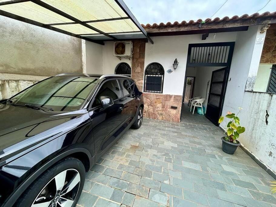 Facade/entrance, Parking