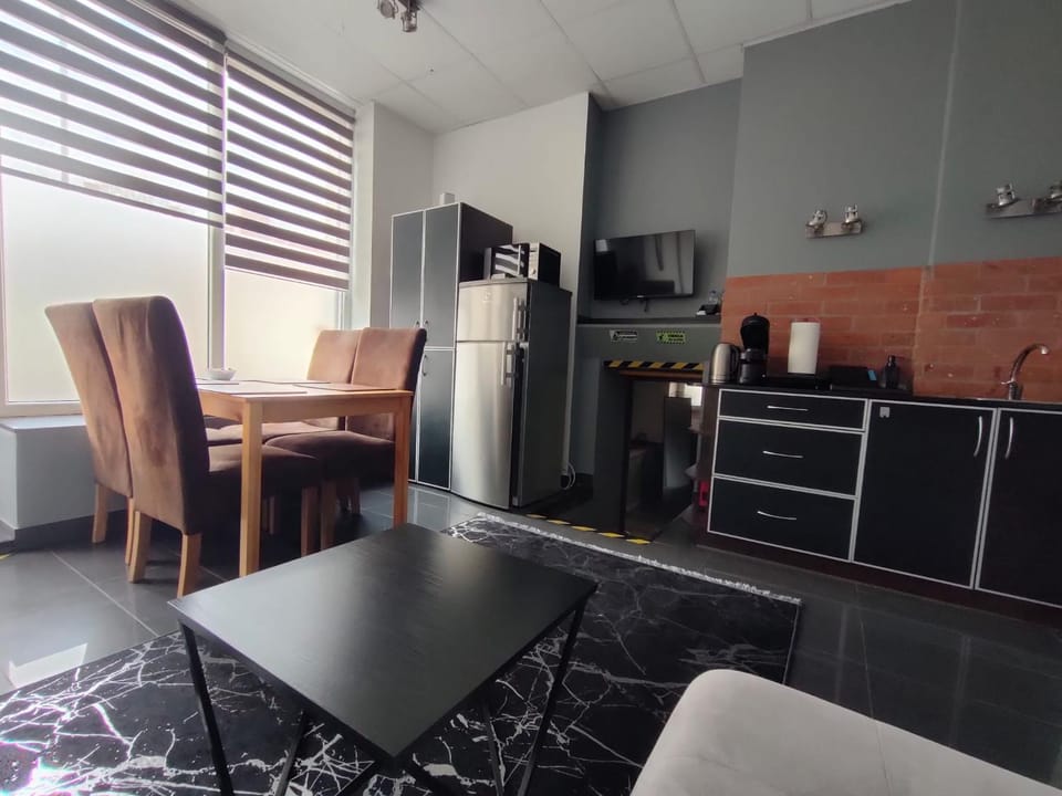 TV and multimedia, Kitchen or kitchenette, Seating area, Dining area