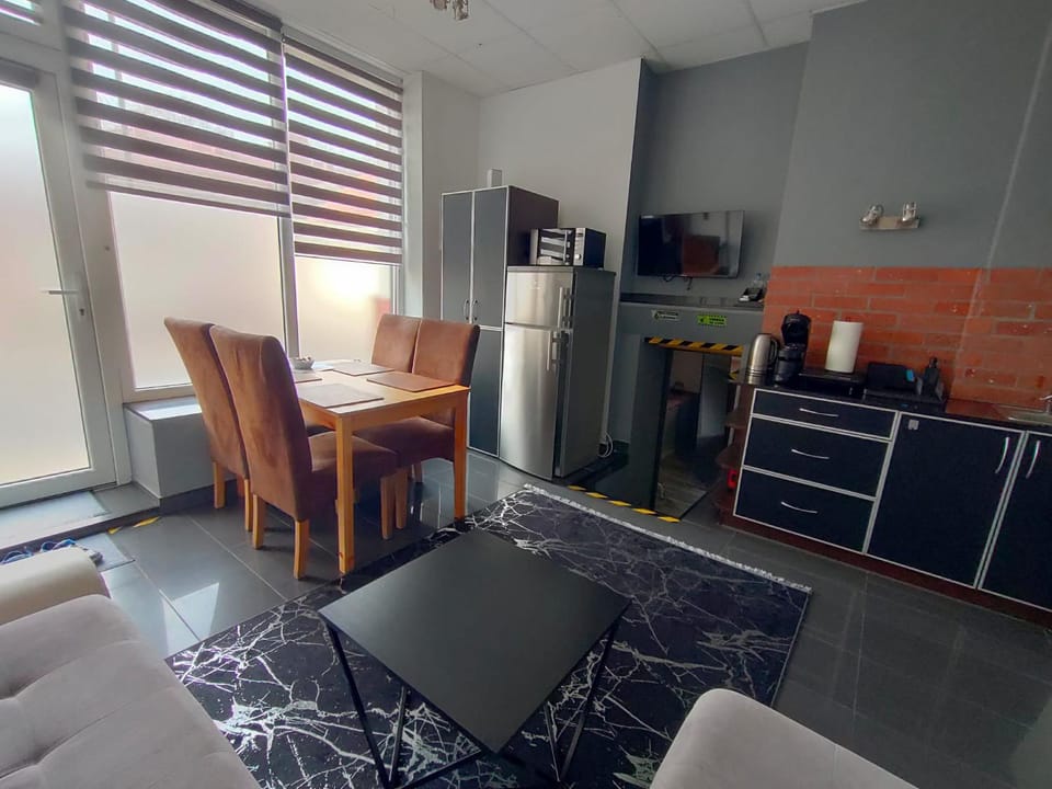 Kitchen or kitchenette, Living room, Dining area