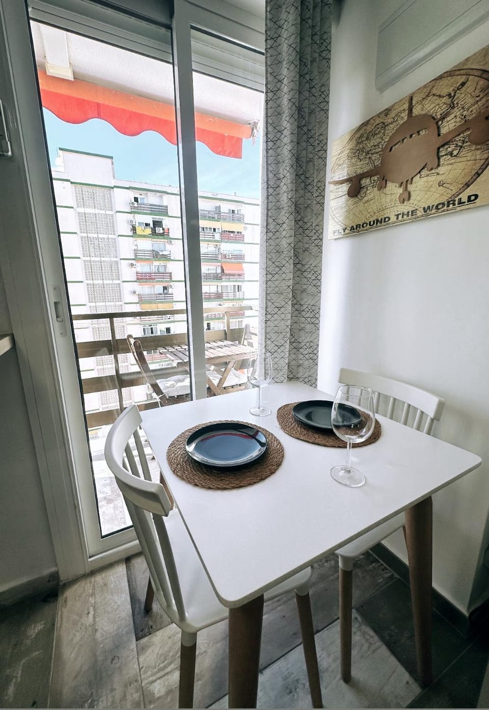 View (from property/room), Balcony/Terrace, Dining area