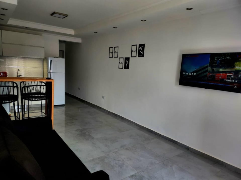 TV and multimedia, Kitchen or kitchenette, Dining area, minibar