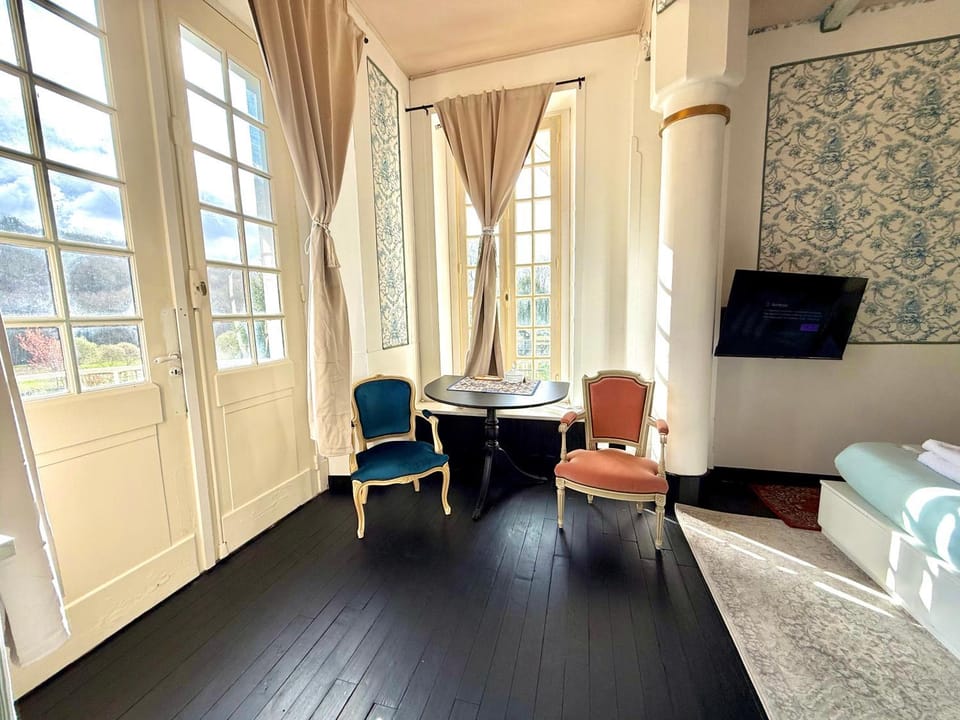 Domaine Jasseix Country House in Auvergne-Rhône-Alpes