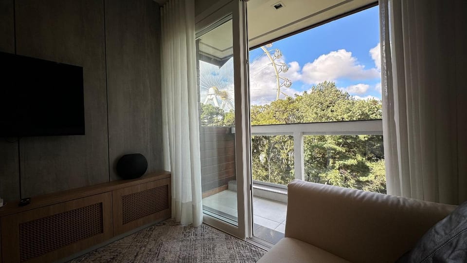 Ao lado da roda gigante, apt de alto padrao Apartment in Canela