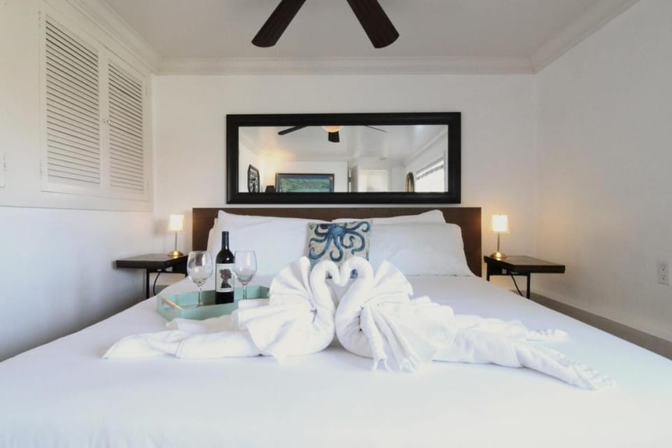 Ocean Bluff Hideaway Unit B House in San Clemente