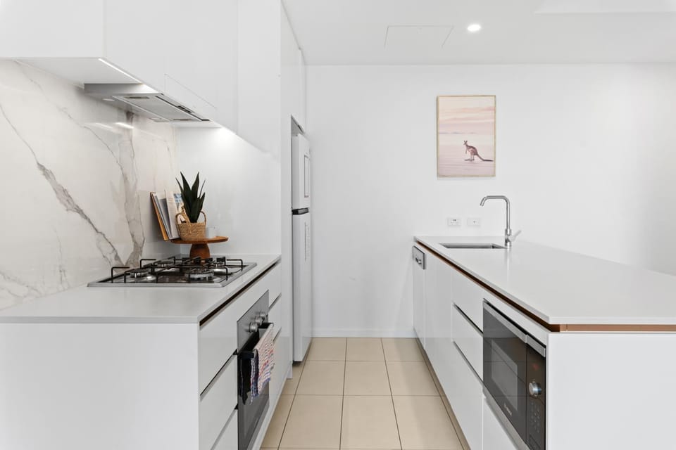 Art House with 2 Kingbeds at Cultural Centre Apartment in Brisbane City