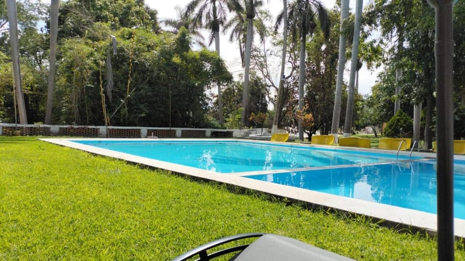Swimming pool