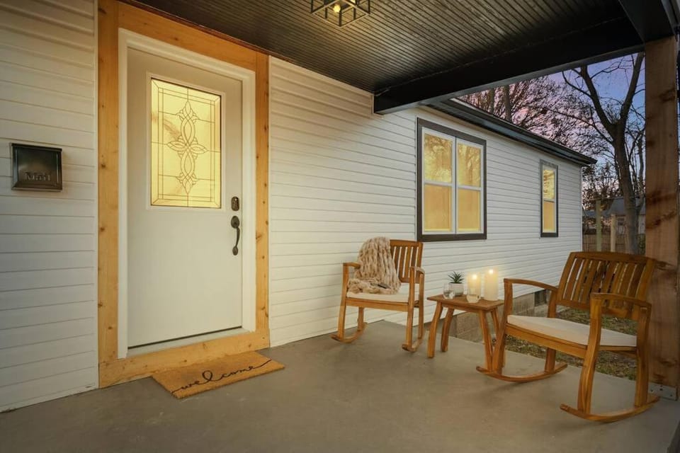 Urban Oasis Cozy Home Near Downtown with Game Room and Firepit House in Evansville