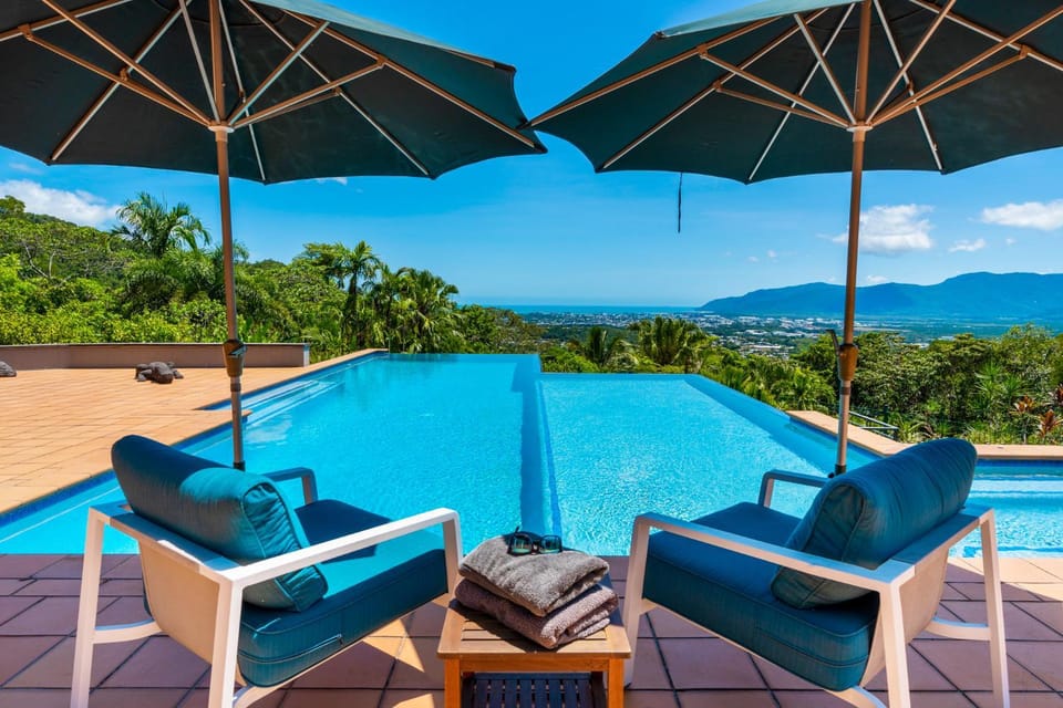 Patio, Natural landscape, Mountain view, Pool view, Swimming pool, sunbed
