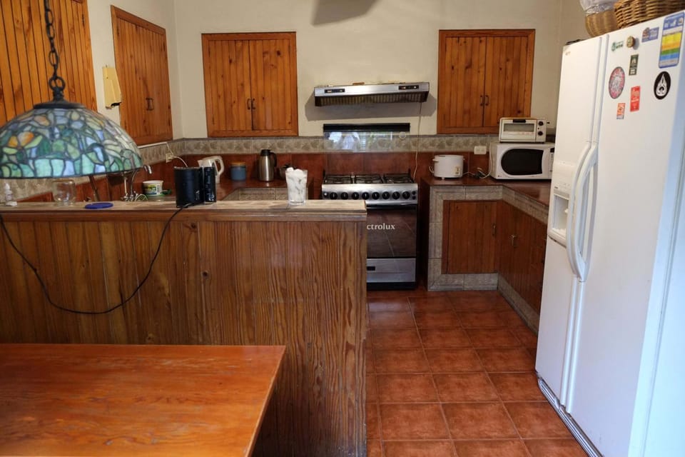 Kitchen or kitchenette, Communal kitchen, Breakfast