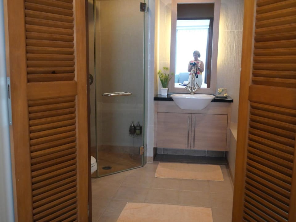 Shower, Bathroom, Bath