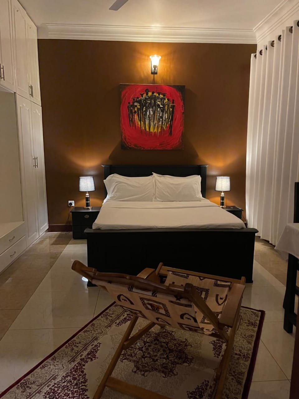 Photo of the whole room, Bedroom