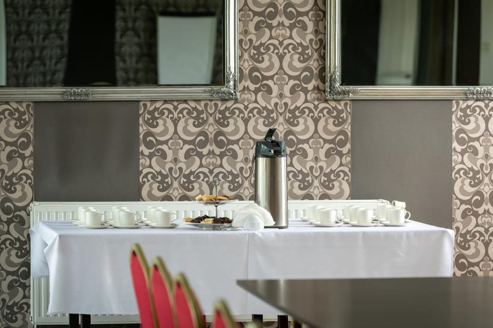 Business facilities, Meeting/conference room