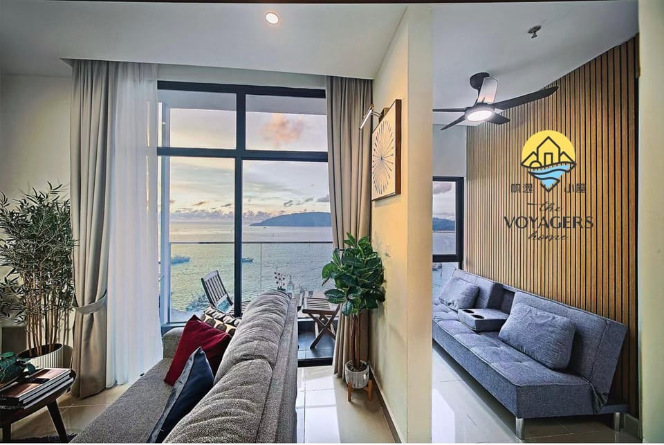 The Voyagers Home I The Shore CBD KK I 1 plus 1 Room 2-5 Pax 홈스테이 Apartment in Kota Kinabalu