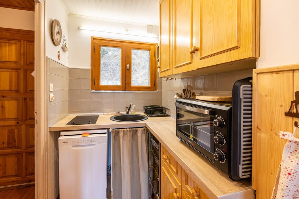 Kitchen or kitchenette, pet friendly