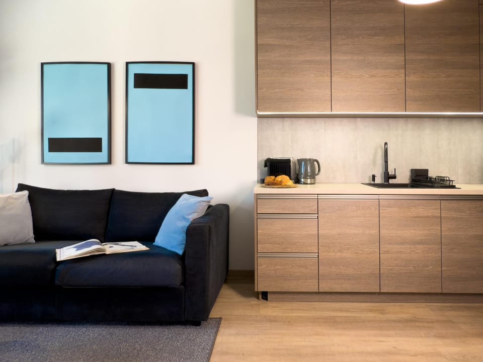 URBAN APARTMENTS Premium - Opolska 10 No 91 - Balcony - Rooftop Garden - Free Garage Apartment in Poland