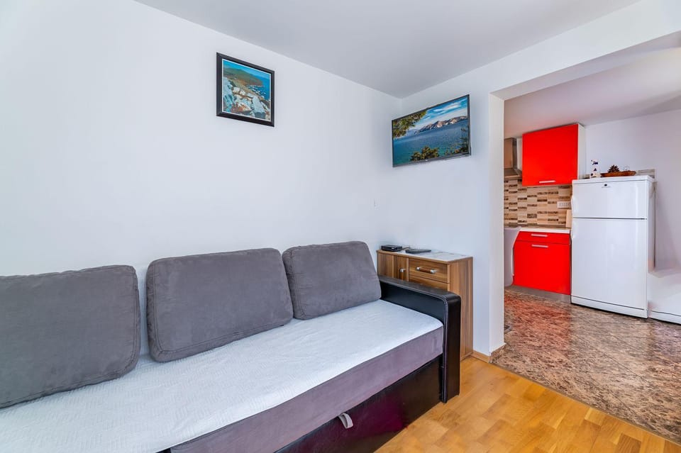 Erste Reihe zum Meer Apartment in Lika-Senj County