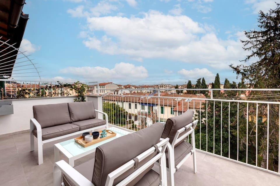 View (from property/room), Balcony/Terrace
