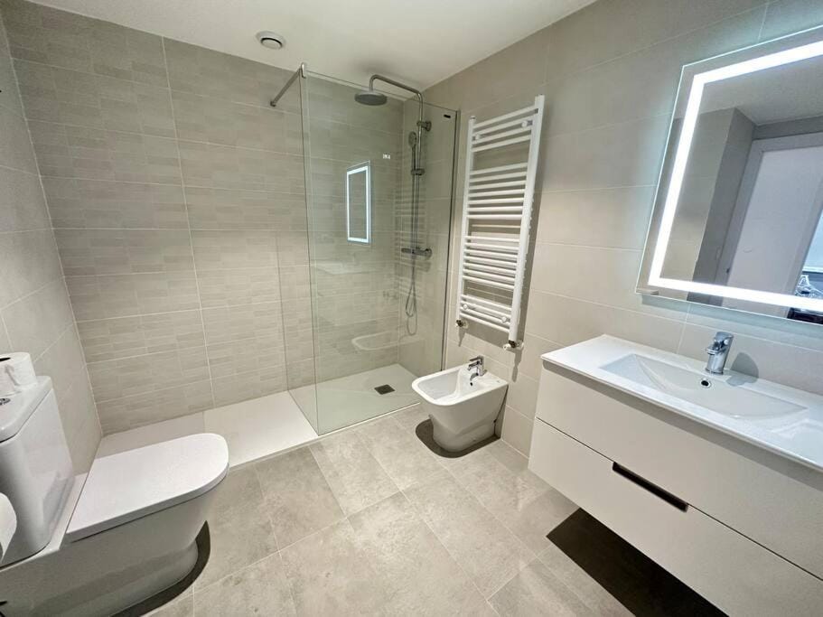 Jacinto Benavente 15, 3A con Parking gratis by YBH Apartment in Vigo