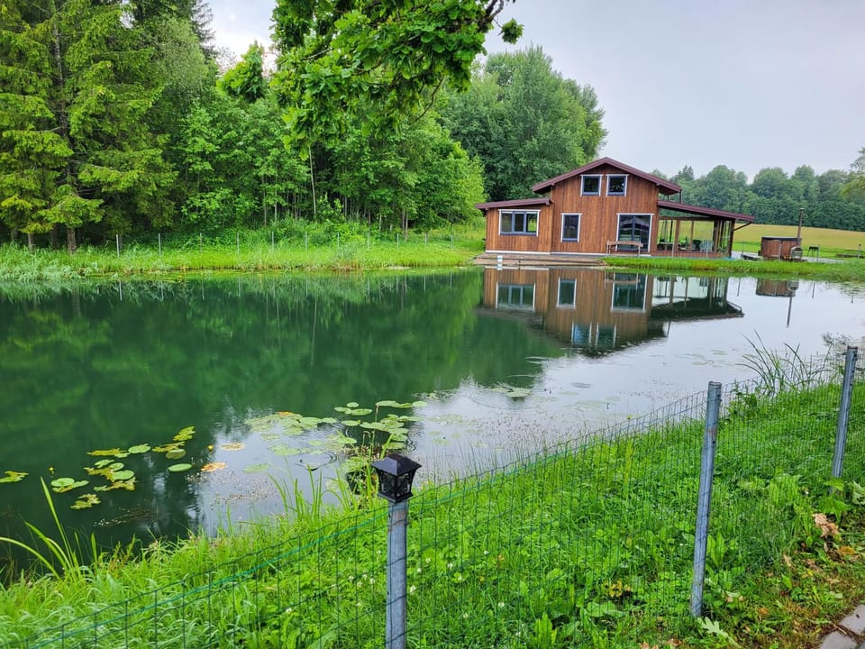 A&G Sodyba SVEČIŲ NAMELIS-GUEST HOUSE Apartment in Klaipėda County, Lithuania