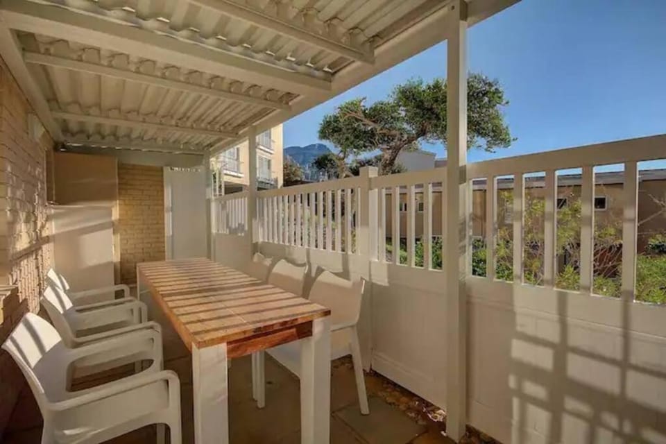 Patio, Balcony/Terrace, Dining area