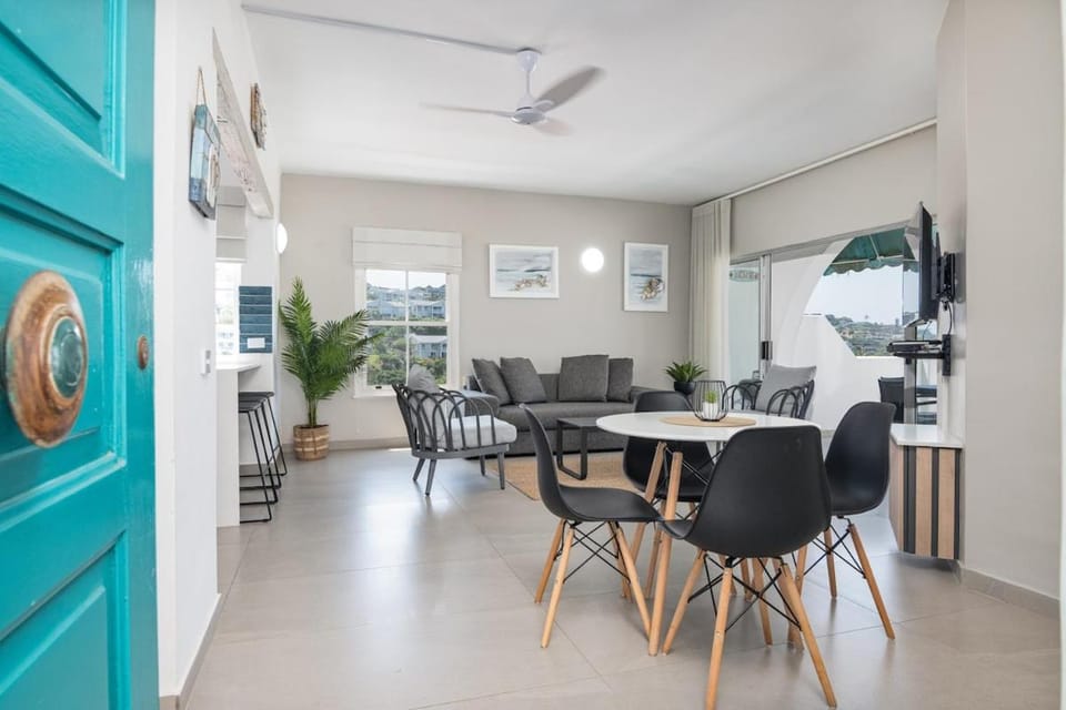 32 Thira - Santorini Beach flat Apartment in Dolphin Coast
