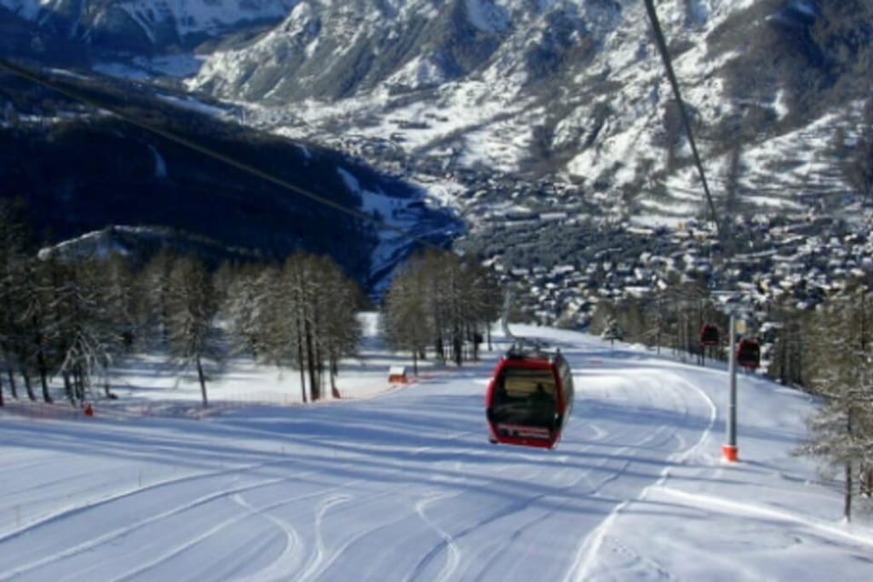 Maison Montironi -luxury estate- [via Medail 9] Apartment in Bardonecchia