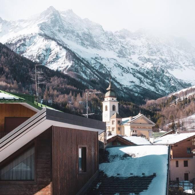 Maison Montironi -luxury estate- [via Medail 9] Apartment in Bardonecchia