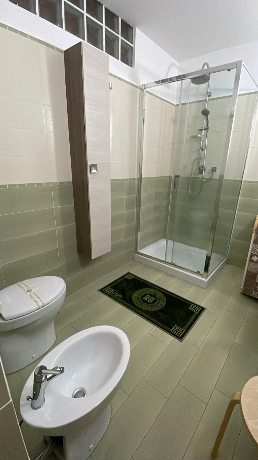 Shower, Toilet, Bathroom