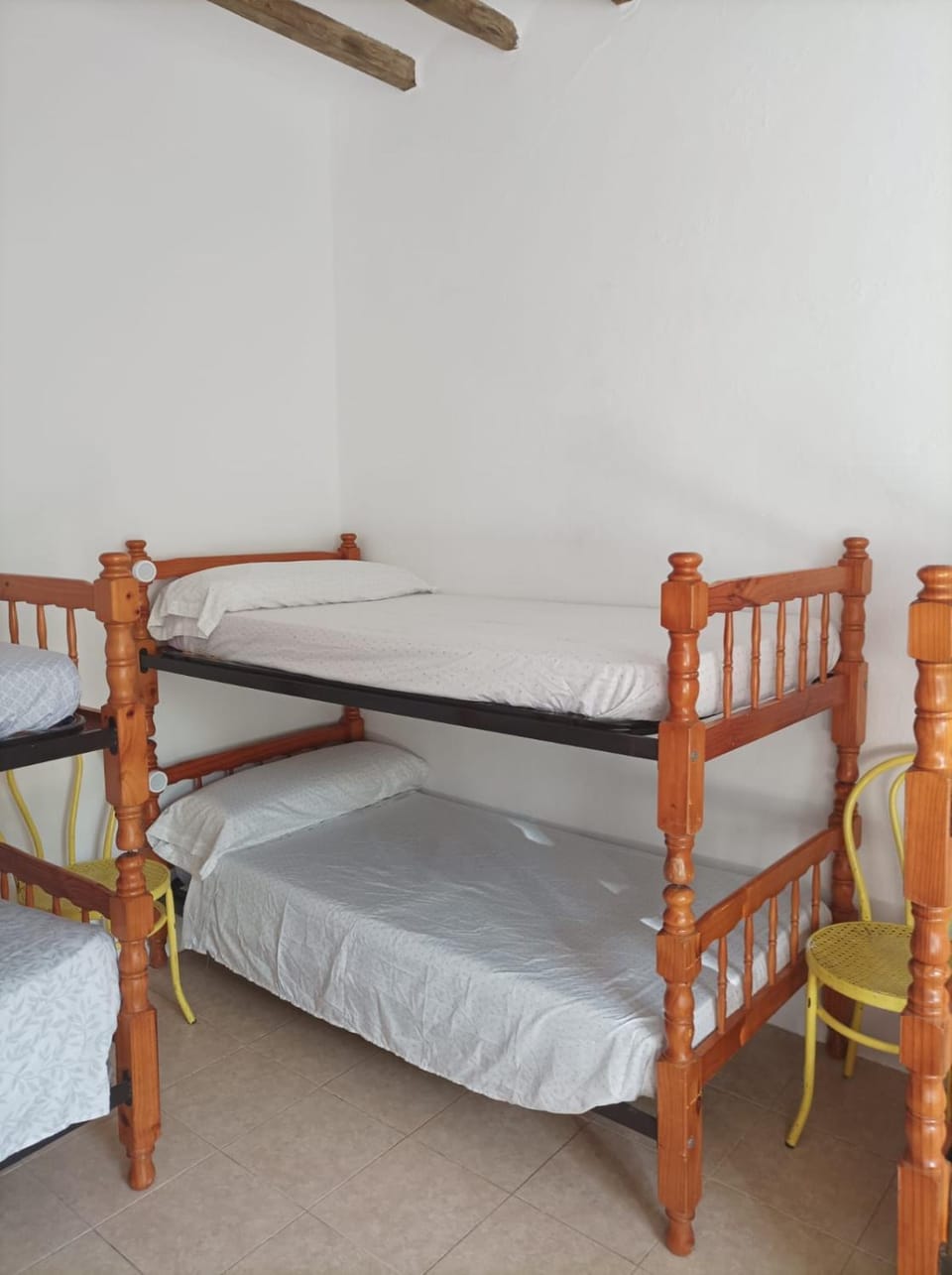 Bedroom, bunk bed