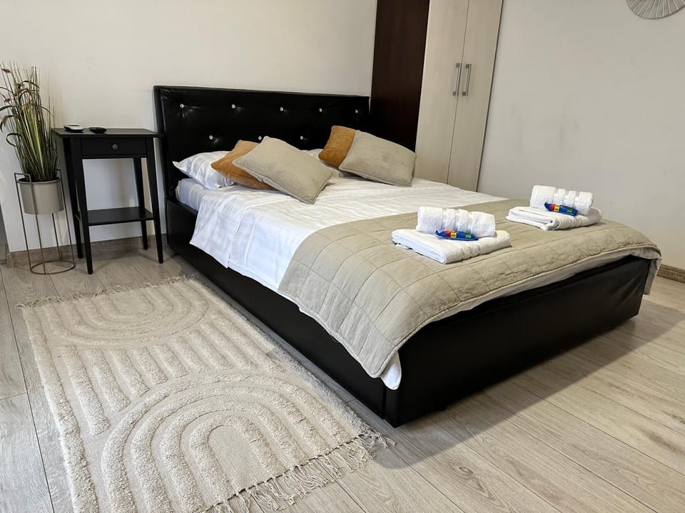 Downtown Studio by Darius Residence Apartment in Bucharest