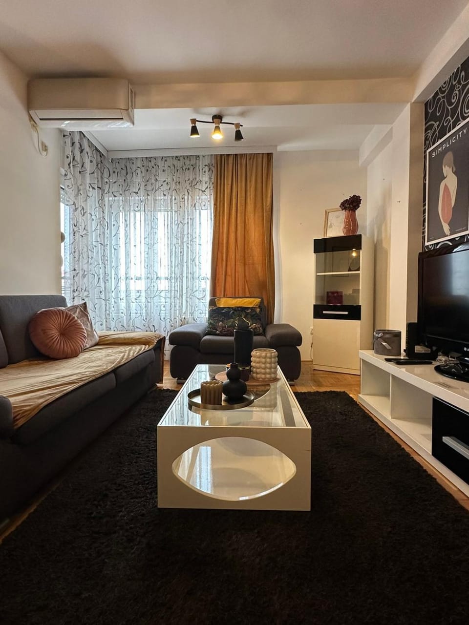 Seating area