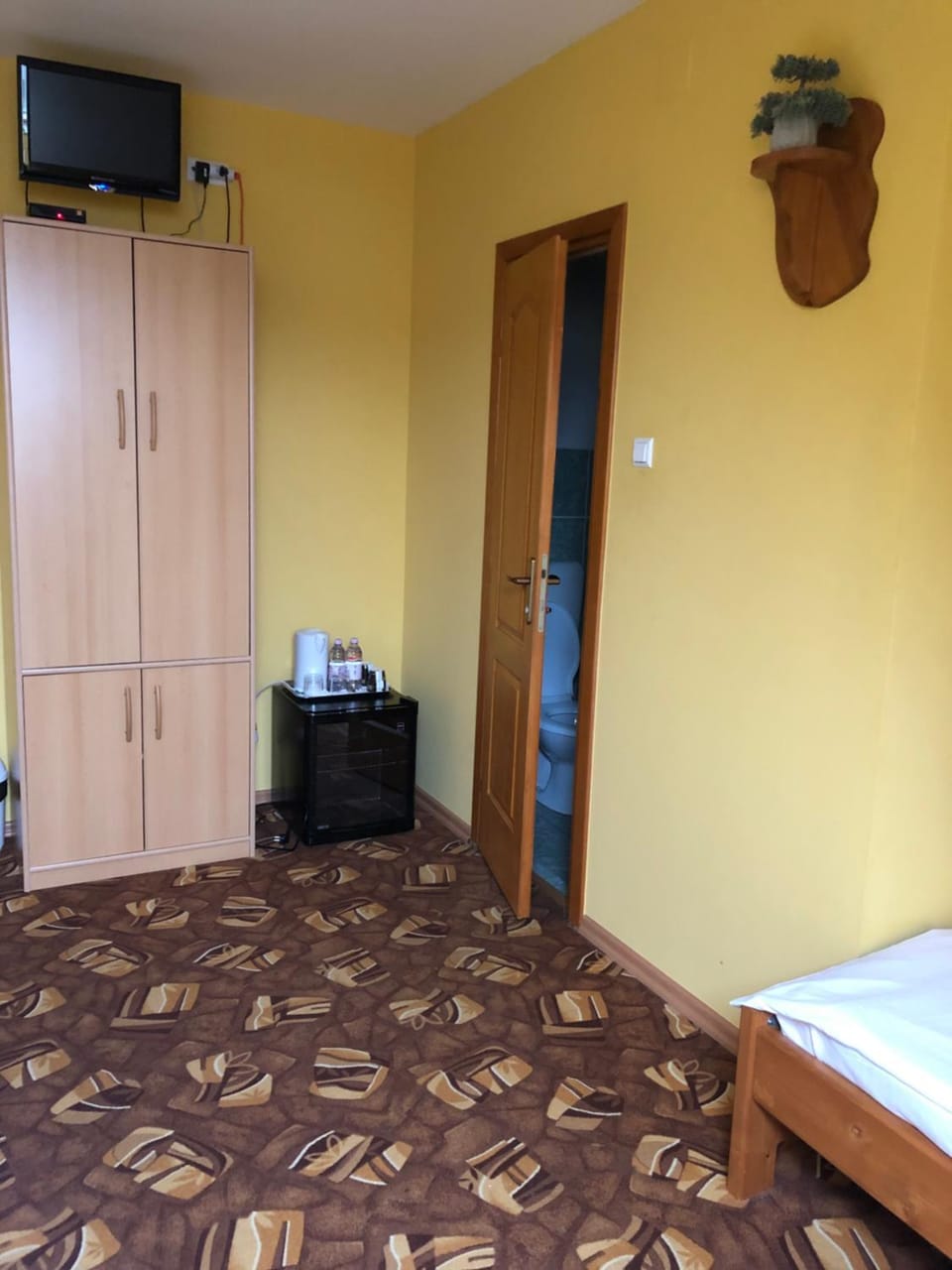 H&T Pension-Restaurant Bed and Breakfast in Romania