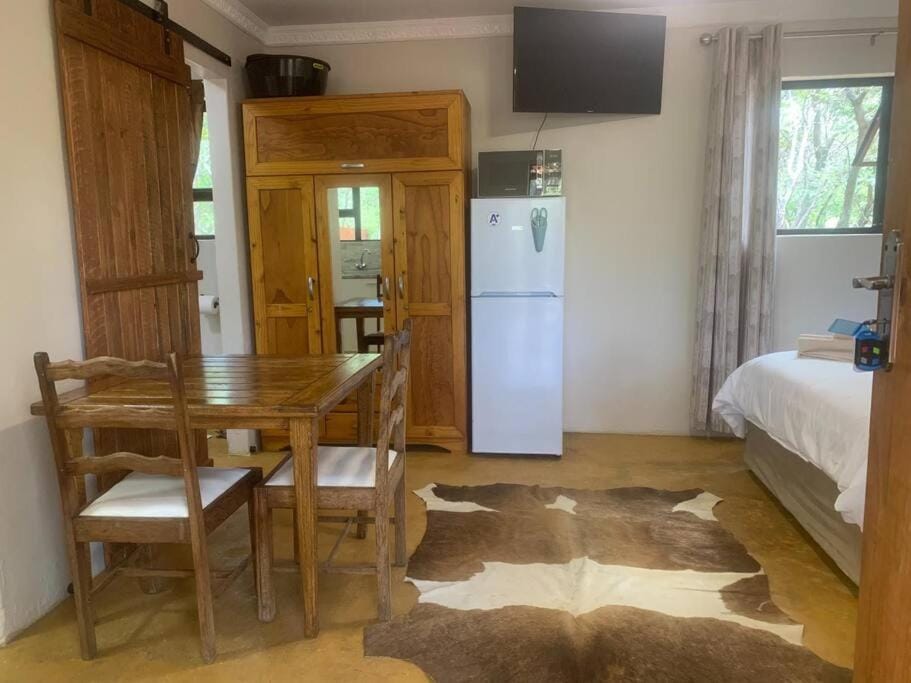 Vlakkieskraal FarmStay - Bosvark Cabin Cabin in South Africa