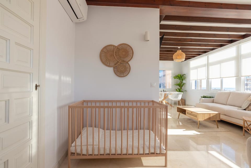 Living room, Photo of the whole room, Seating area, cot