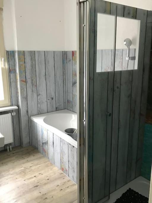 Bathroom, Bath
