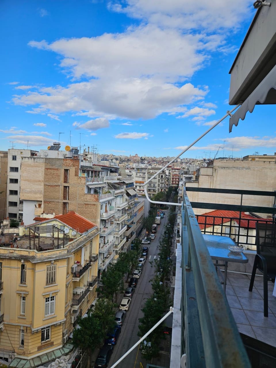 Neighbourhood, Bird's eye view, View (from property/room), Balcony/Terrace, City view, Street view, Location