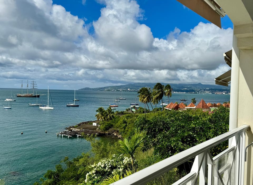 View (from property/room), Balcony/Terrace, Sea view