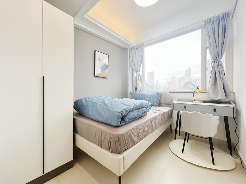 Bed, Photo of the whole room, Bedroom, hair dresser