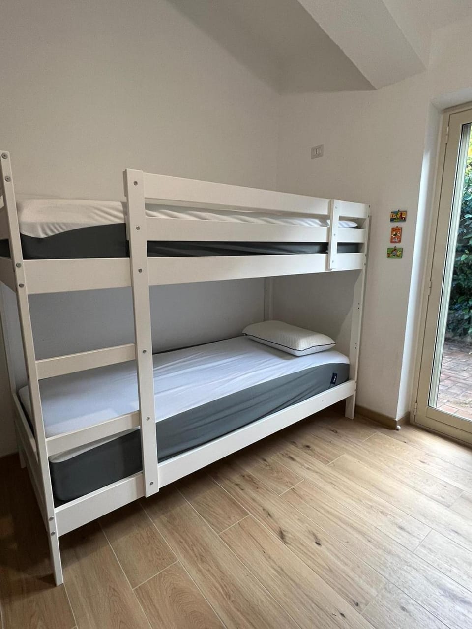 Property building, Living room, Bedroom