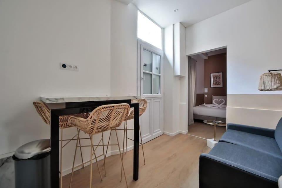 0#Appart 4Pers#1 Bedroom#Paris 15#Commerce#AC Apartment in Paris