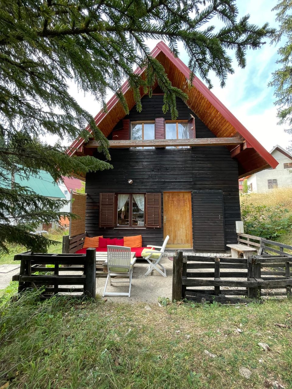 Property building, Day, Garden, Balcony/Terrace, Garden view