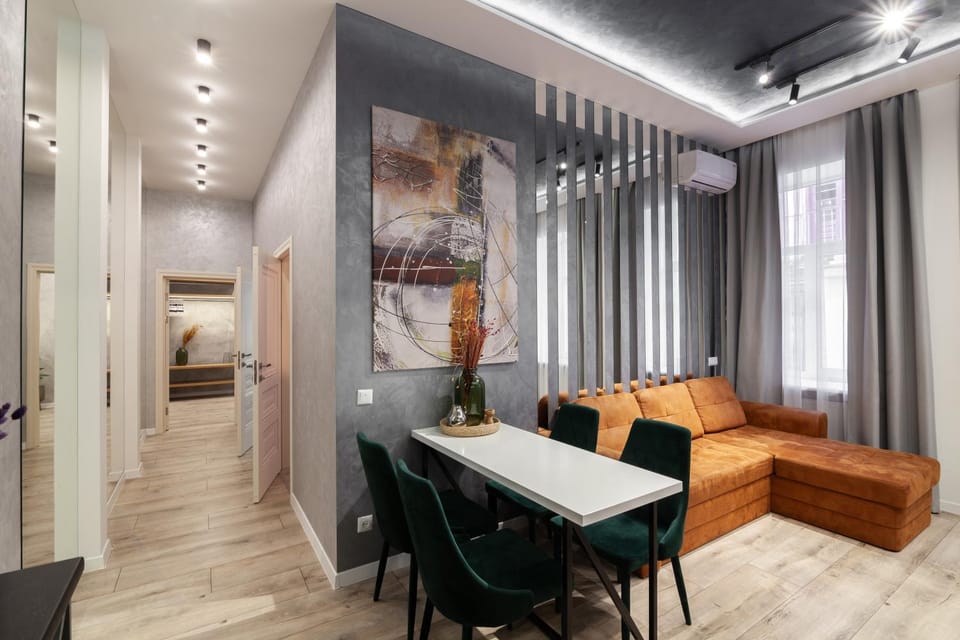 Living room, Seating area, Dining area