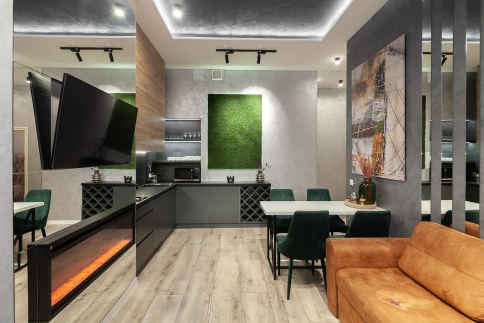 Communal lounge/ TV room, TV and multimedia, Kitchen or kitchenette, Living room, Seating area