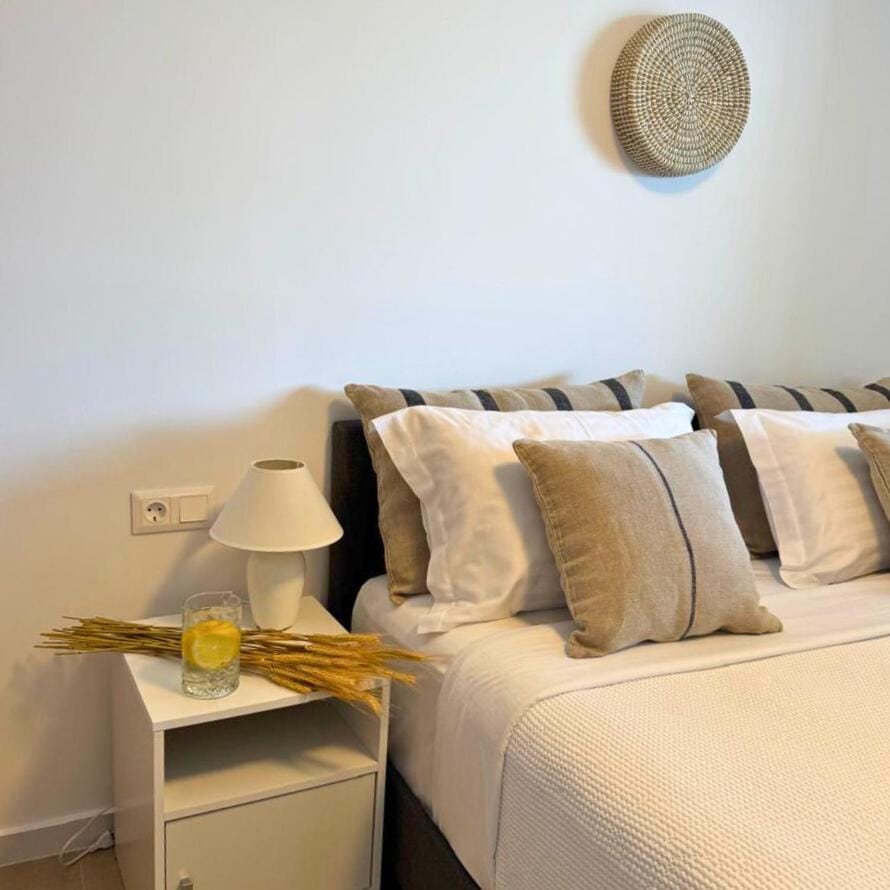 Salt N Pepper Apartment in Decentralized Administration of the Aegean