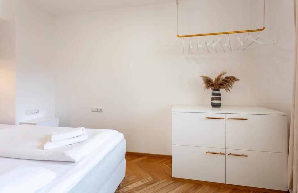 Bedroom, wardrobe