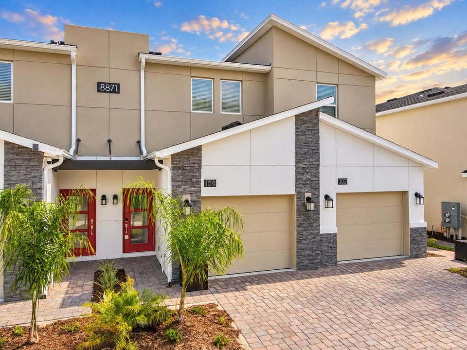Pretty Disney Thematic 3BR with 2 Clubhouses House in Osceola County