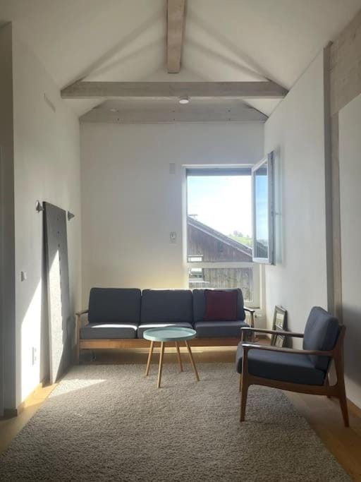 Seating area, Bedroom