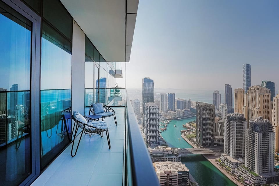 View (from property/room), View (from property/room), Balcony/Terrace, Balcony/Terrace, City view, City view, Lake view, Sea view, Sea view