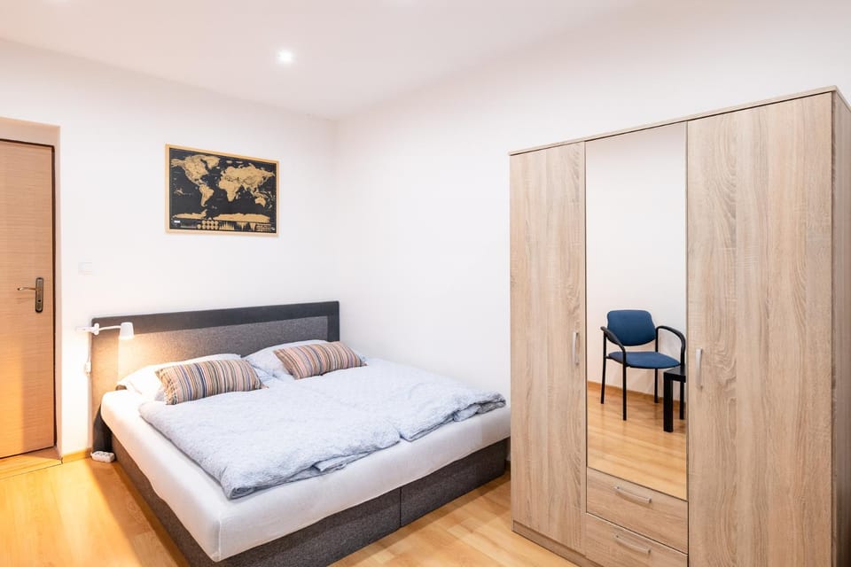 Bed, Photo of the whole room, Bedroom, hair dresser, wardrobe